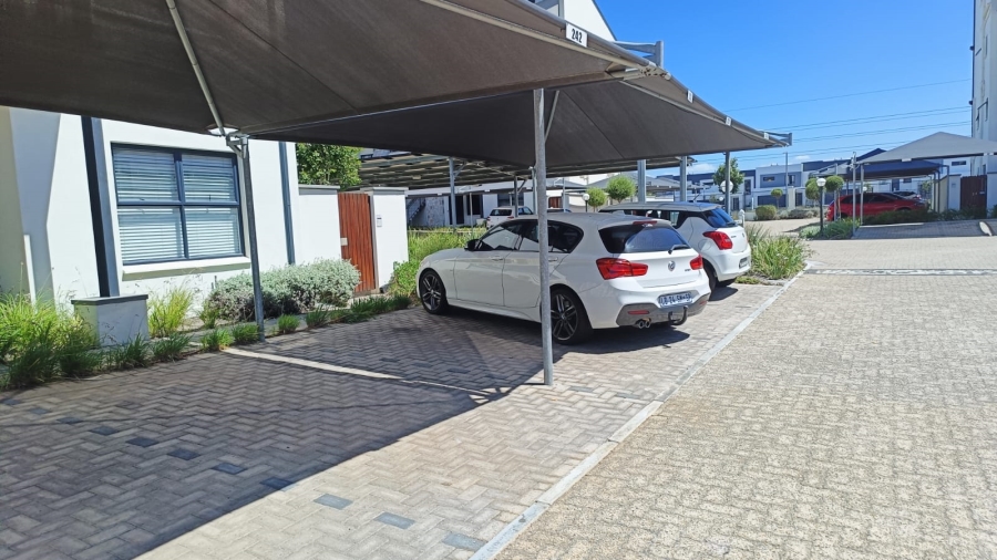 To Let 2 Bedroom Property for Rent in Parklands North Western Cape